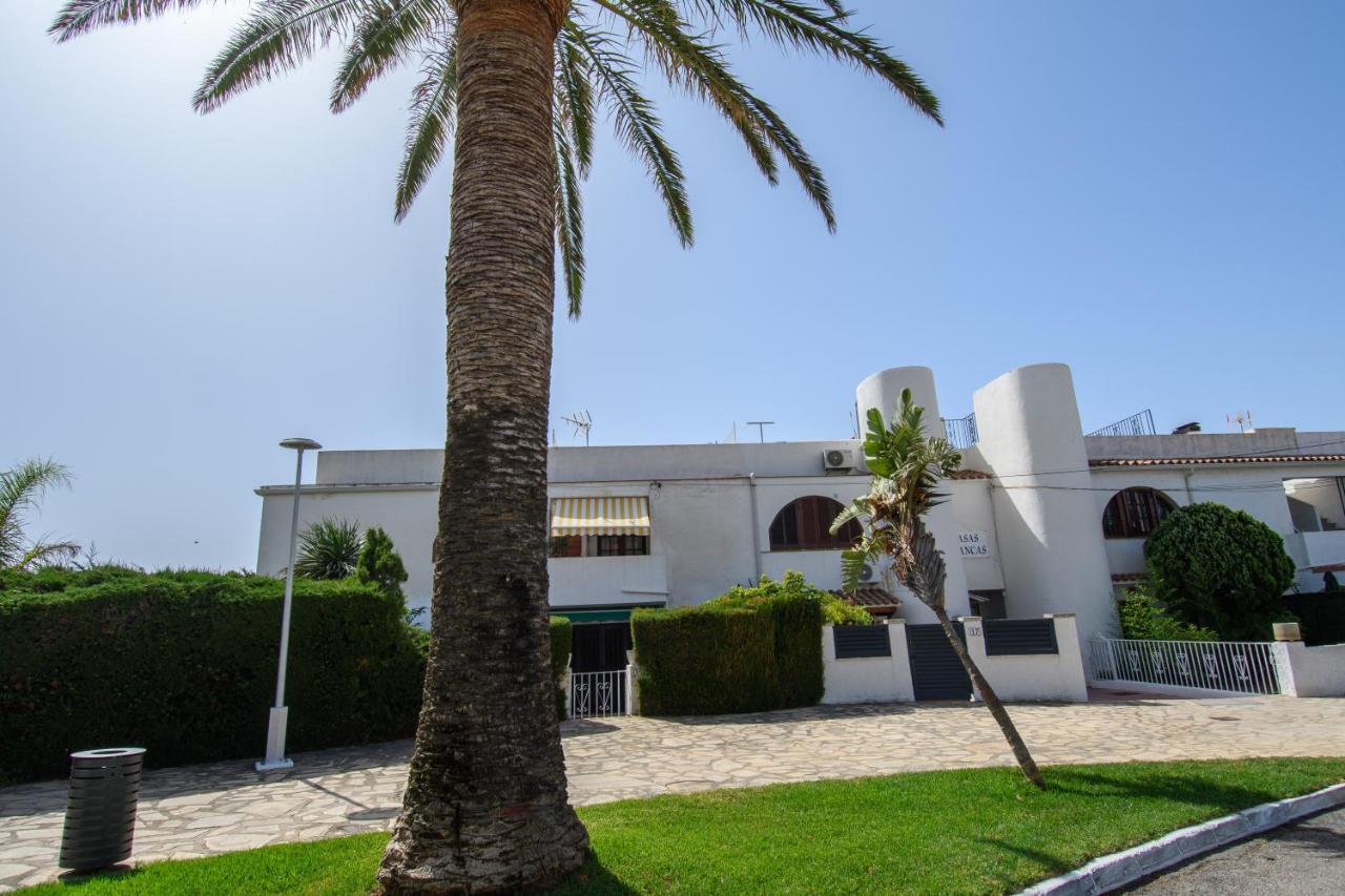 Casas Blancas Parque Montroig Apartament