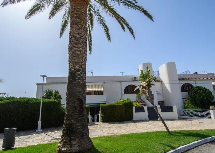 Casas Blancas Parque Montroig
