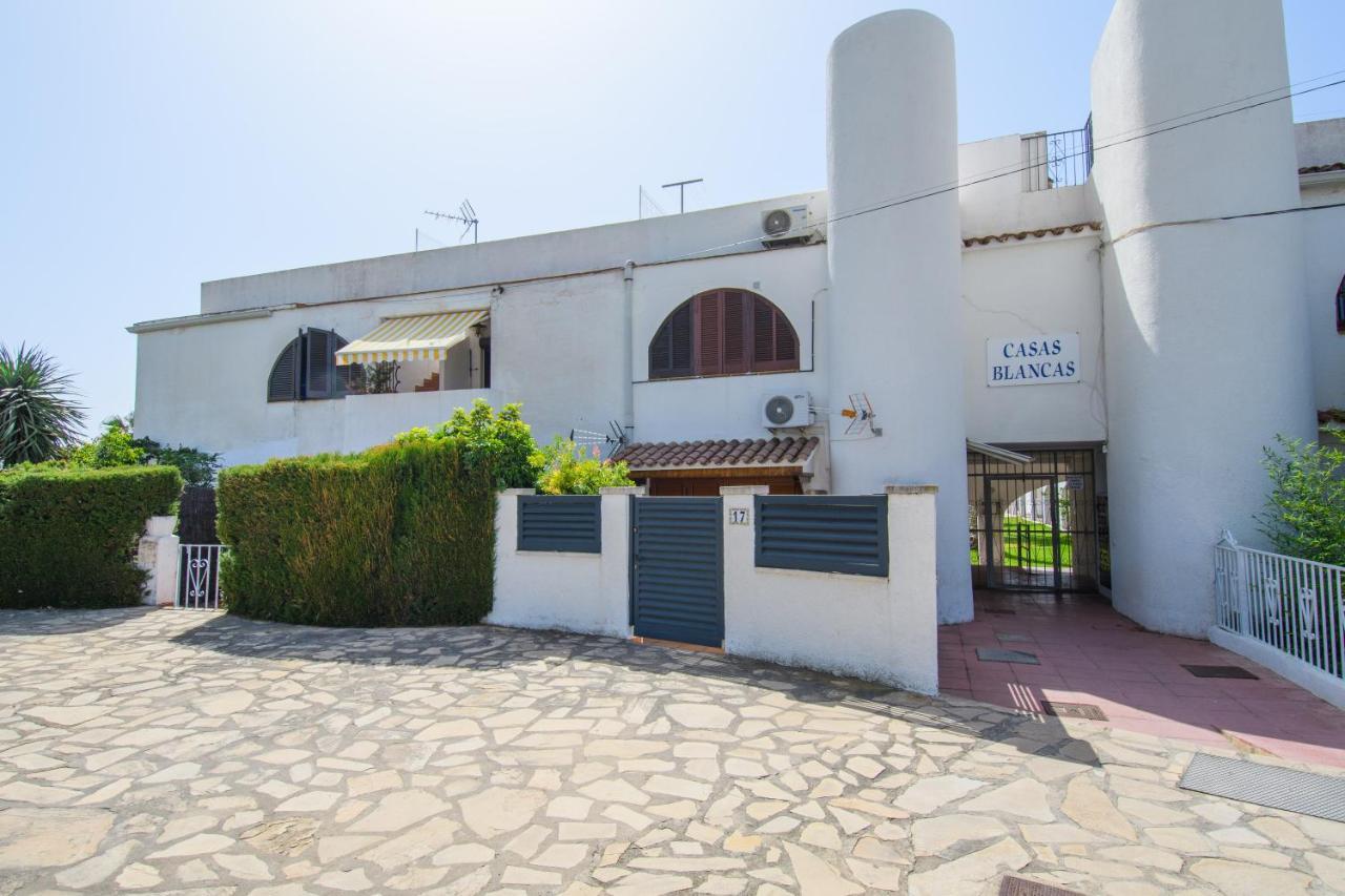 Casas Blancas Parque Montroig